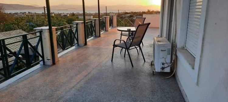 Mosxonas House Apartment Aegina Bagian luar foto