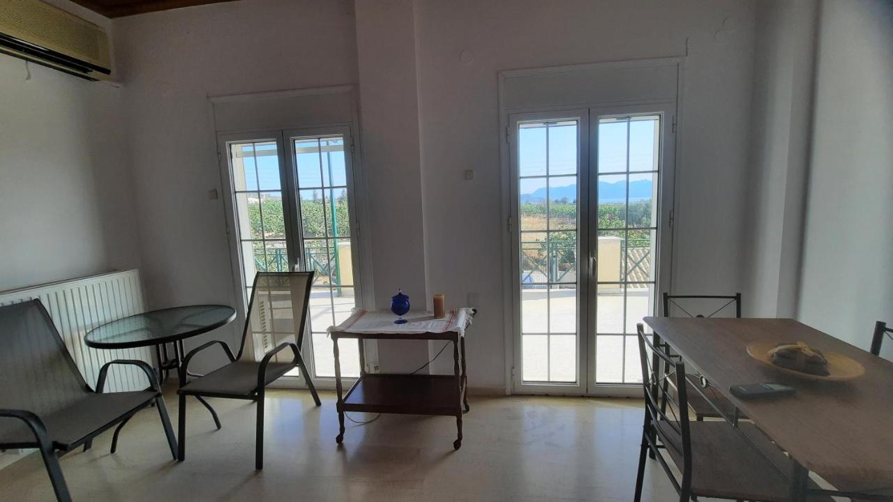 Mosxonas House Apartment Aegina Bagian luar foto